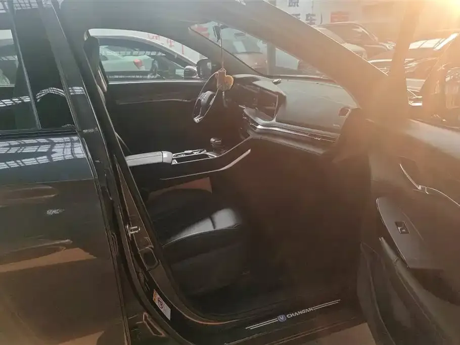 Changan CS75PLUS 2022 из CN, фото 2