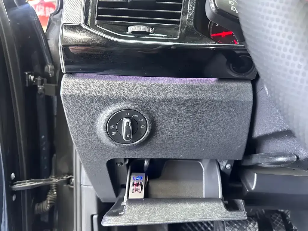 Volkswagen Tayron 2022 из CN, фото 10