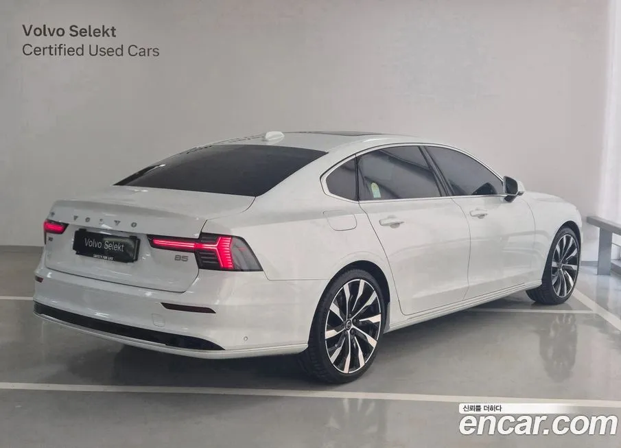 Volvo S90 — фото 3