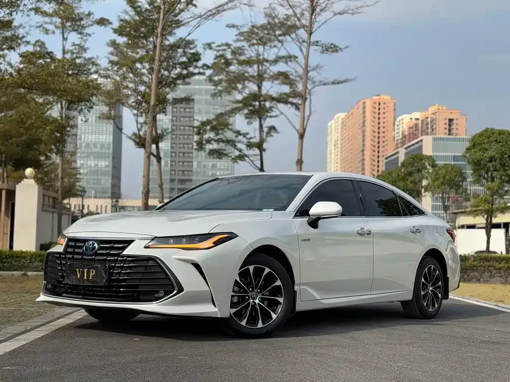 Toyota Avalon 2021 из CN, фото 1