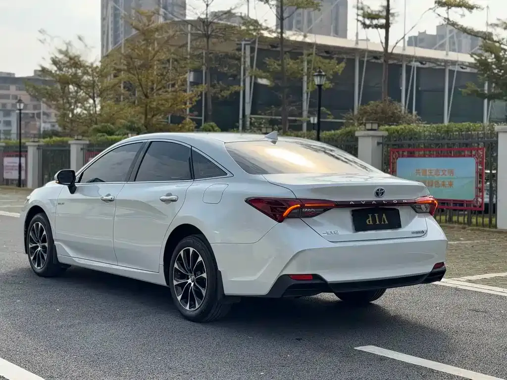 Toyota Avalon 2021 из CN, фото 4
