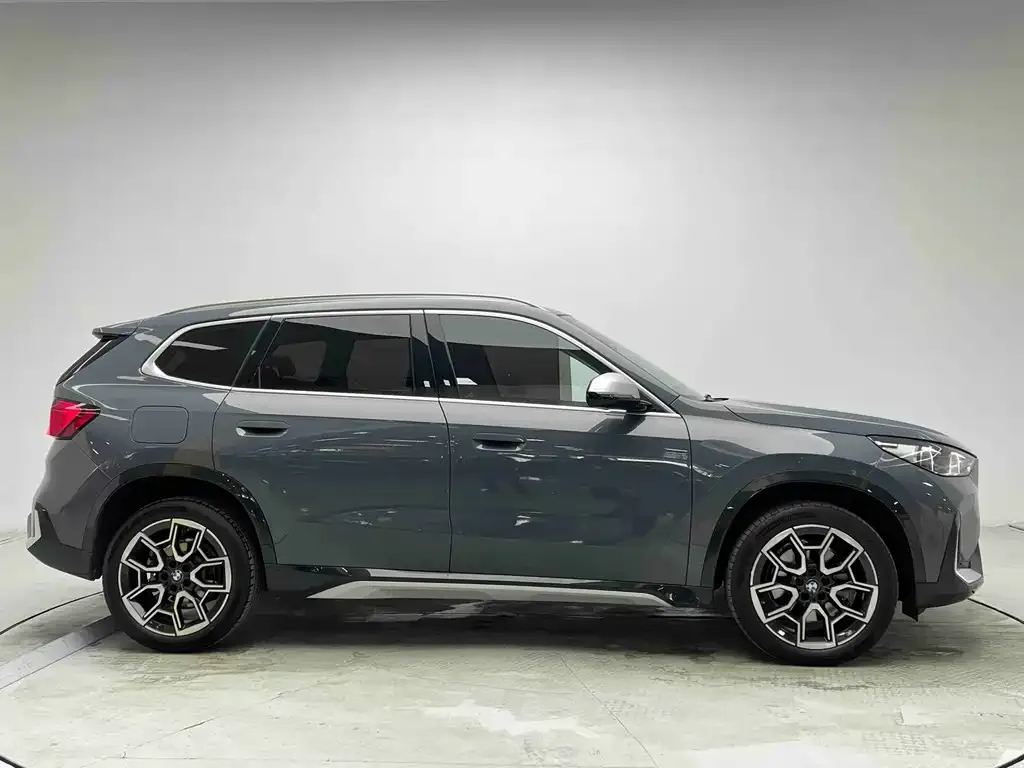 BMW X1 2024 из CN, фото 6