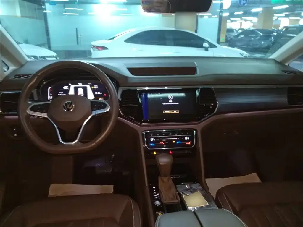 Volkswagen Viloran 2022 из CN, фото 3