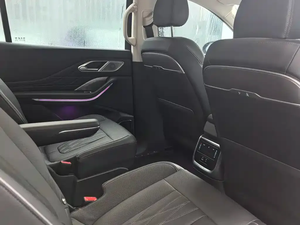 Hongqi HS7 PHEV 2024 из CN, фото 2