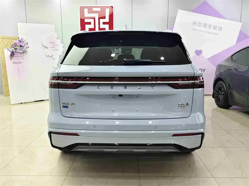 Geely Xingyue L — фото 6