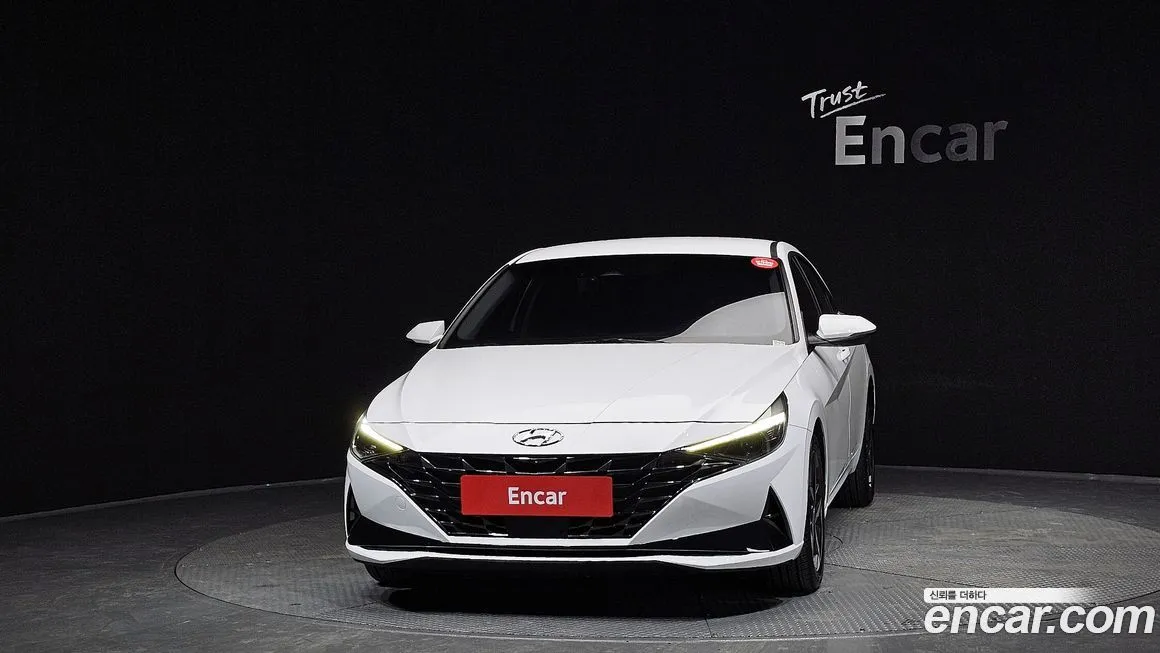 Hyundai AVANTE — фото 2
