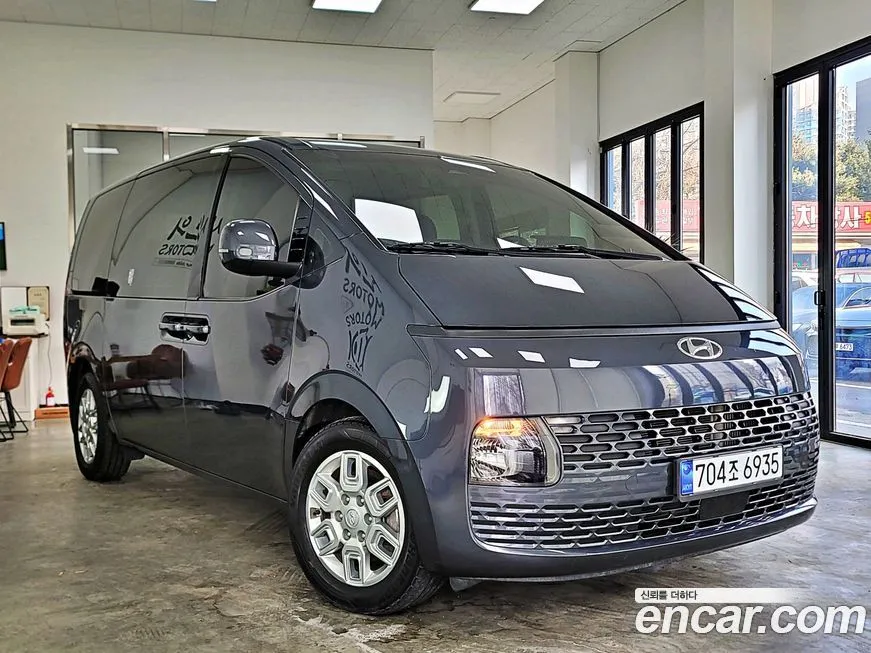 Hyundai Staria 2023 из KR, фото 1