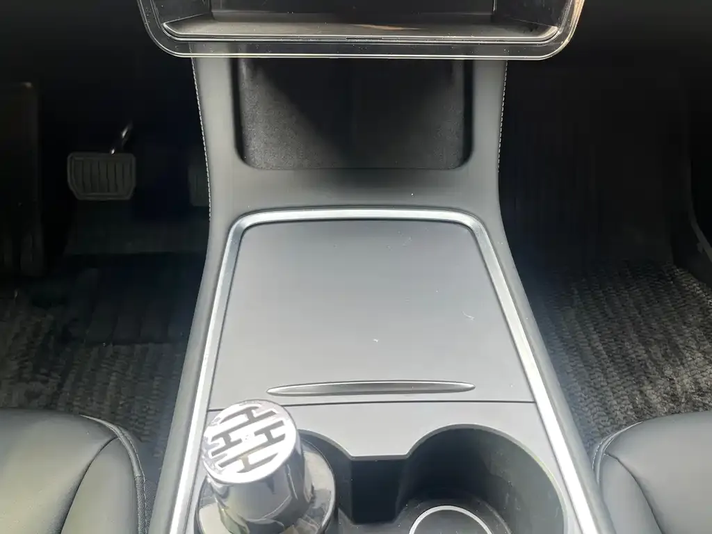 Tesla Model Y 2024 из CN, фото 2