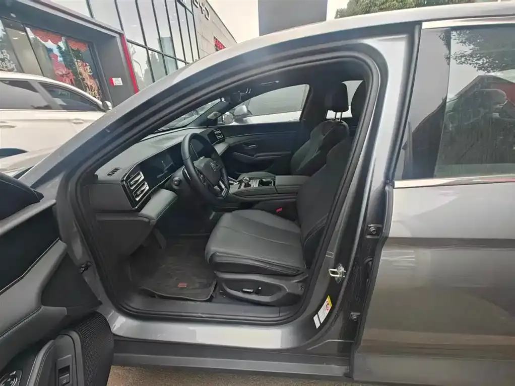 BYD Qin L — фото 2