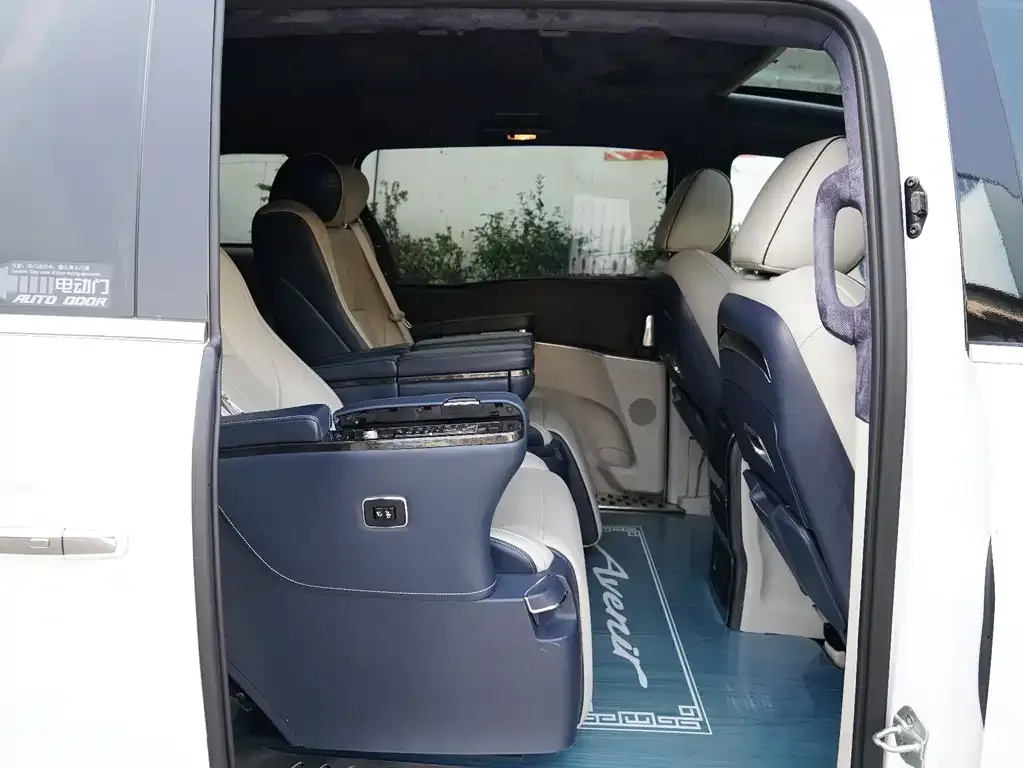 Buick GL8 2022 из CN, фото 4