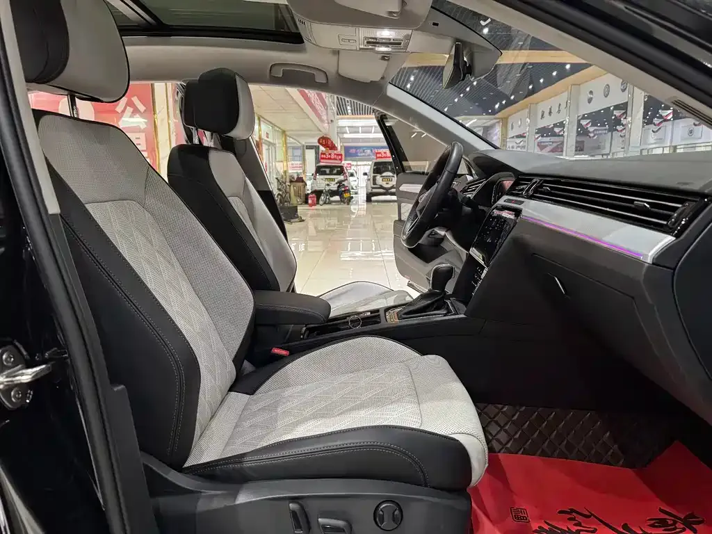 Volkswagen Magotan 2024 из CN, фото 4