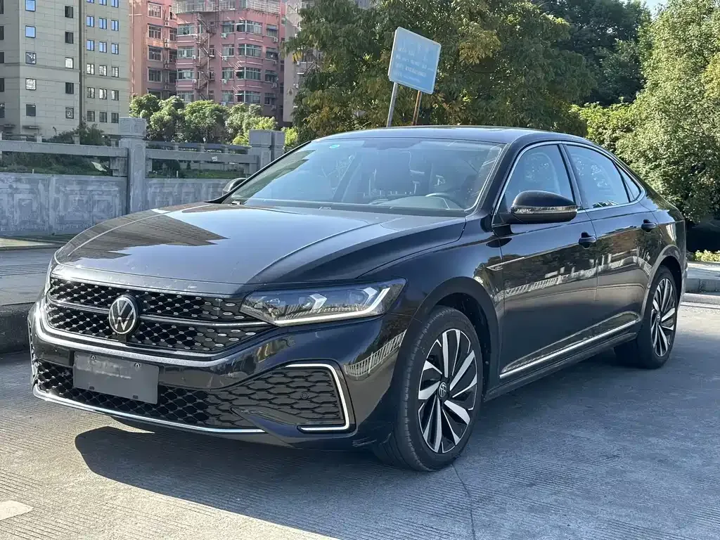 Volkswagen Passat 2022 из CN, фото 1