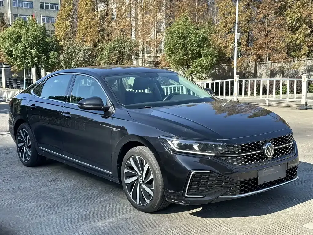 Volkswagen Passat 2022 из CN, фото 10