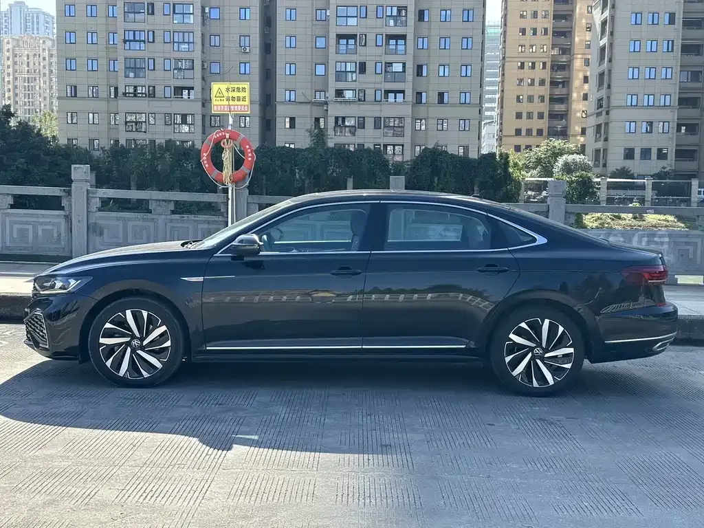 Volkswagen Passat 2022 из CN, фото 9