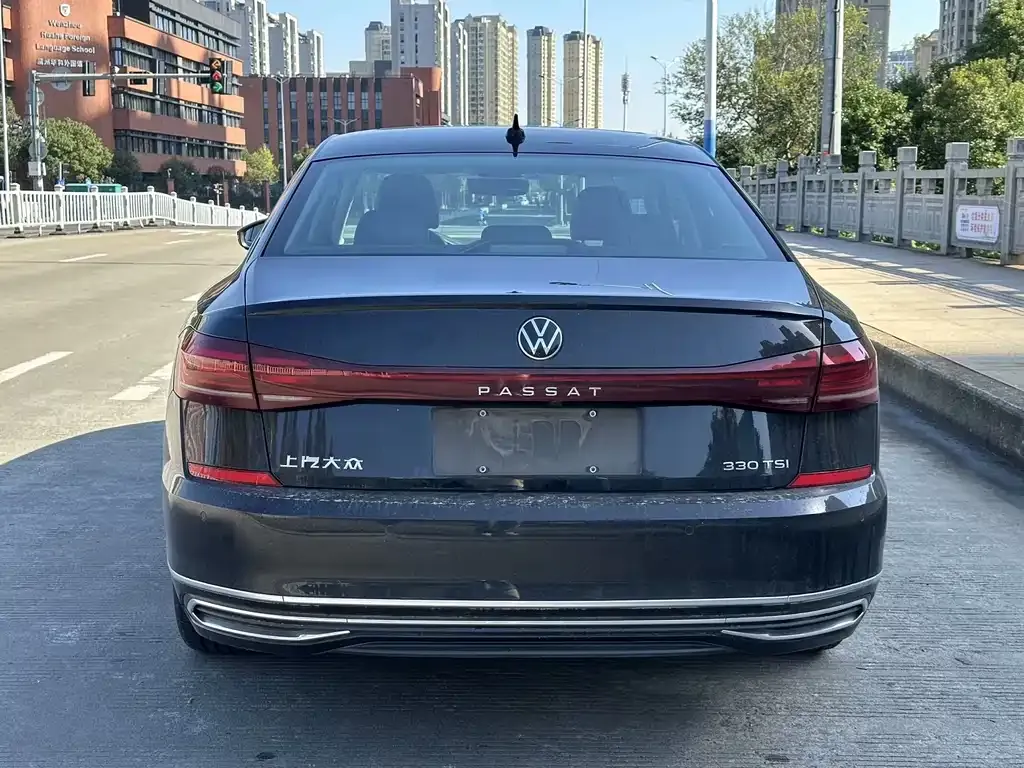 Volkswagen Passat 2022 из CN, фото 7