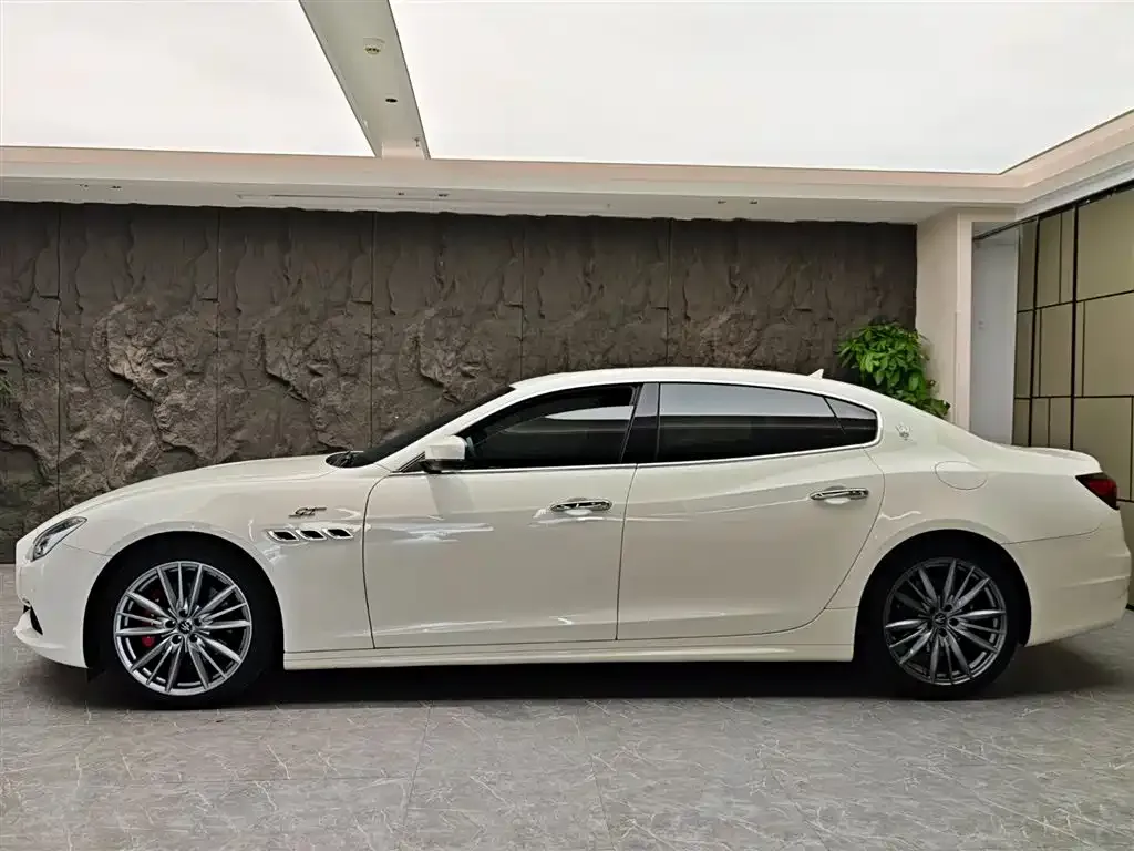 Maserati Quattroporte 2022 из CN, фото 3