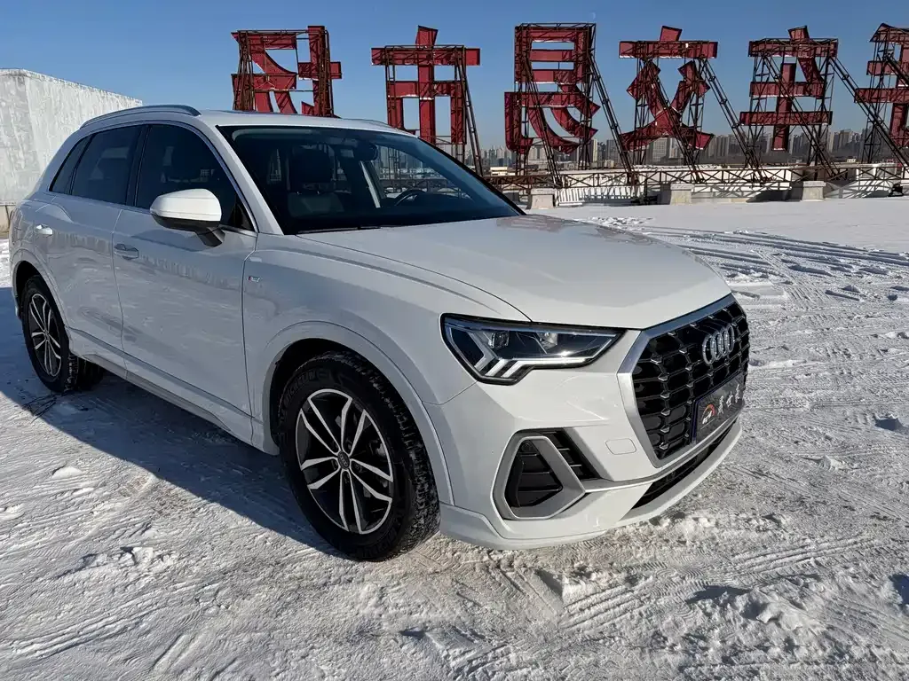 Audi Q3 2022 из CN, фото 3