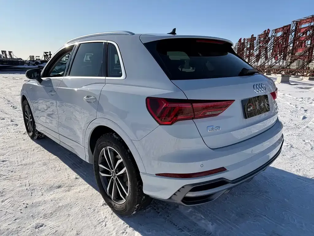 Audi Q3 2022 из CN, фото 6