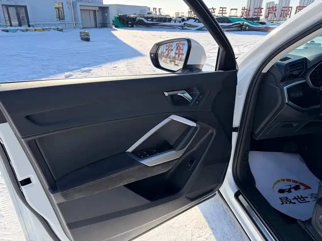 Audi Q3 2022 из CN, фото 2