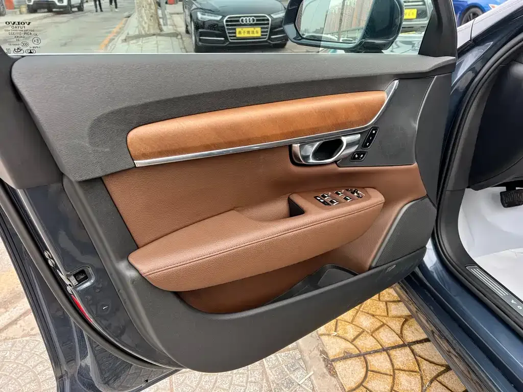 Volvo S90 2023 из CN, фото 9