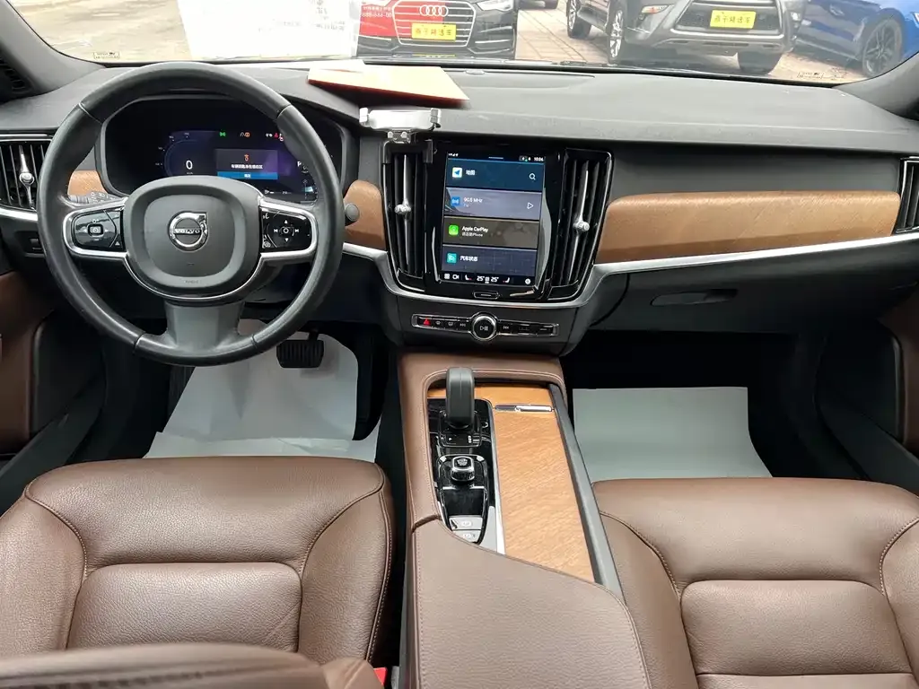 Volvo S90 2023 из CN, фото 7
