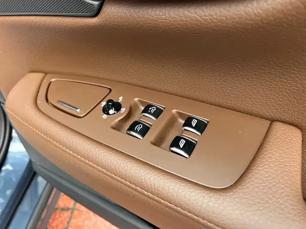 Volvo S90 2023 из CN, фото 5