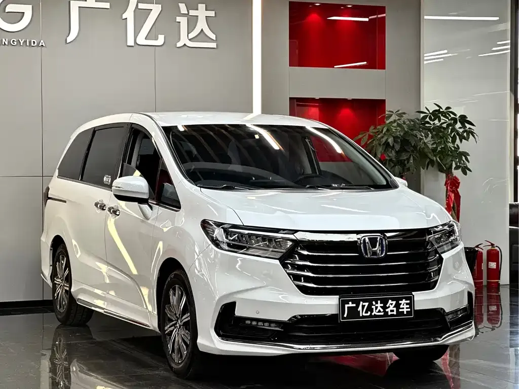 Honda Odyssey 2023 из CN, фото 3