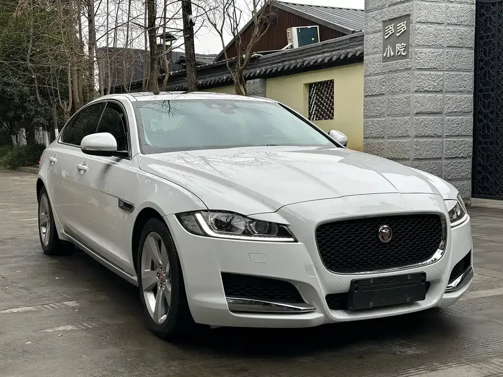 Jaguar XFL 2021 из CN, фото 9
