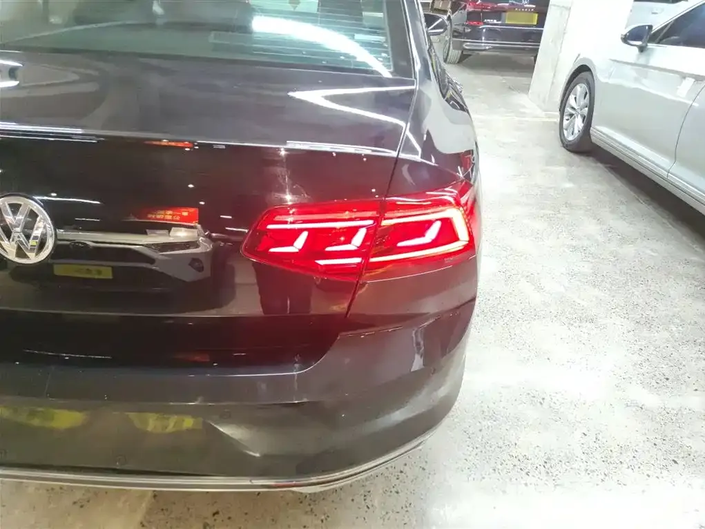 Volkswagen Magotan 2021 из CN, фото 7