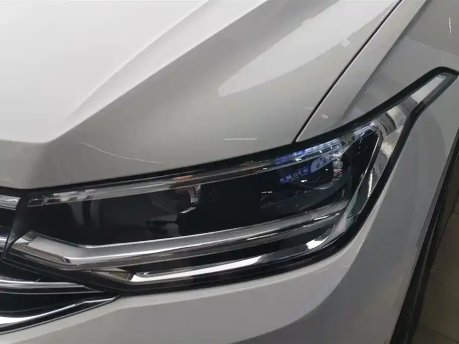 Volkswagen Tiguan X 2021 из CN, фото 2