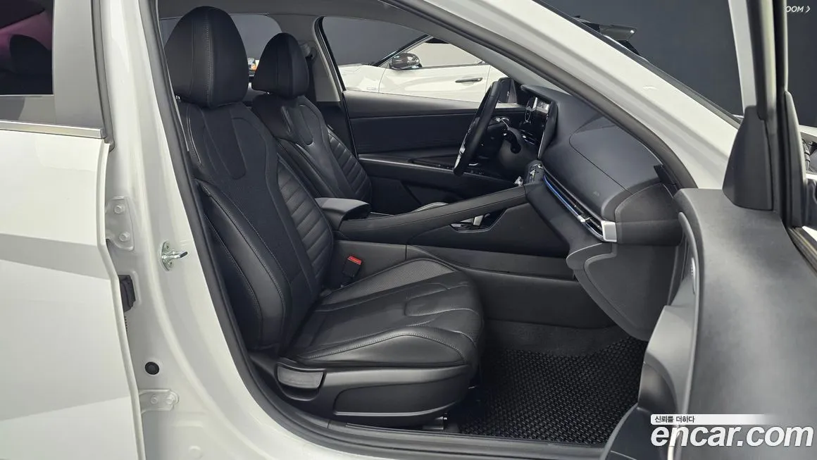Hyundai AVANTE — фото 9