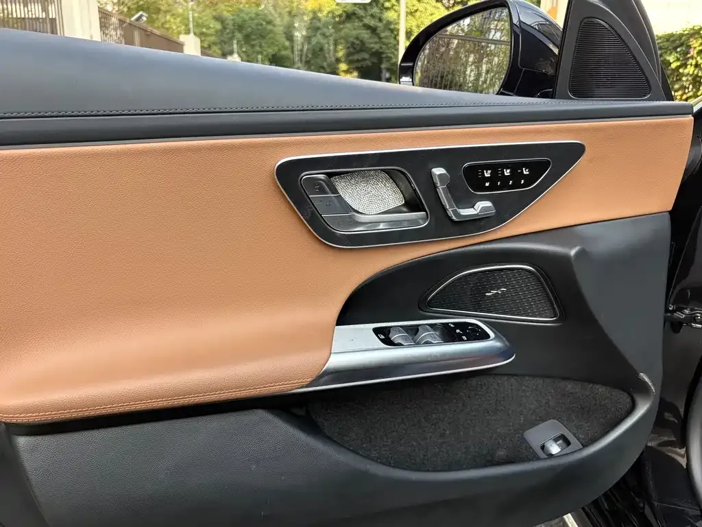 Mercedes-Benz E-Class 2024 из CN, фото 4
