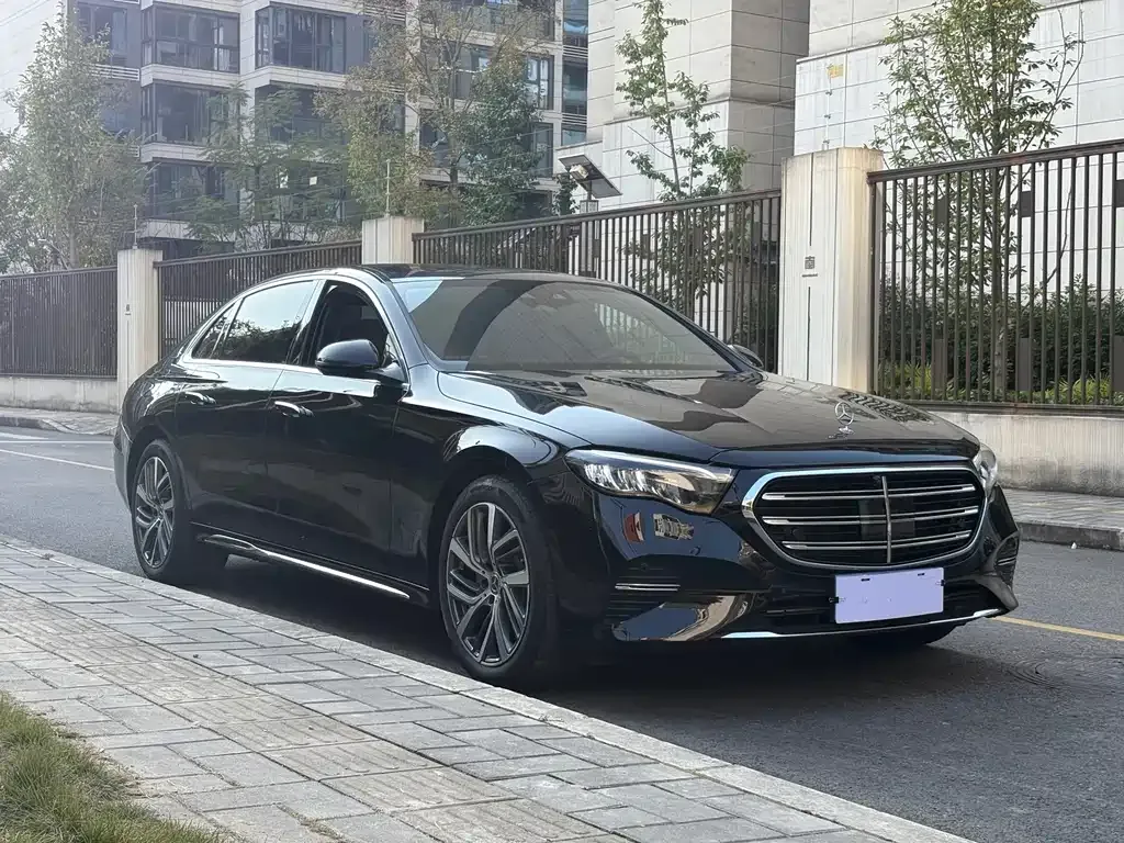 Mercedes-Benz E-Class 2024 из CN, фото 8