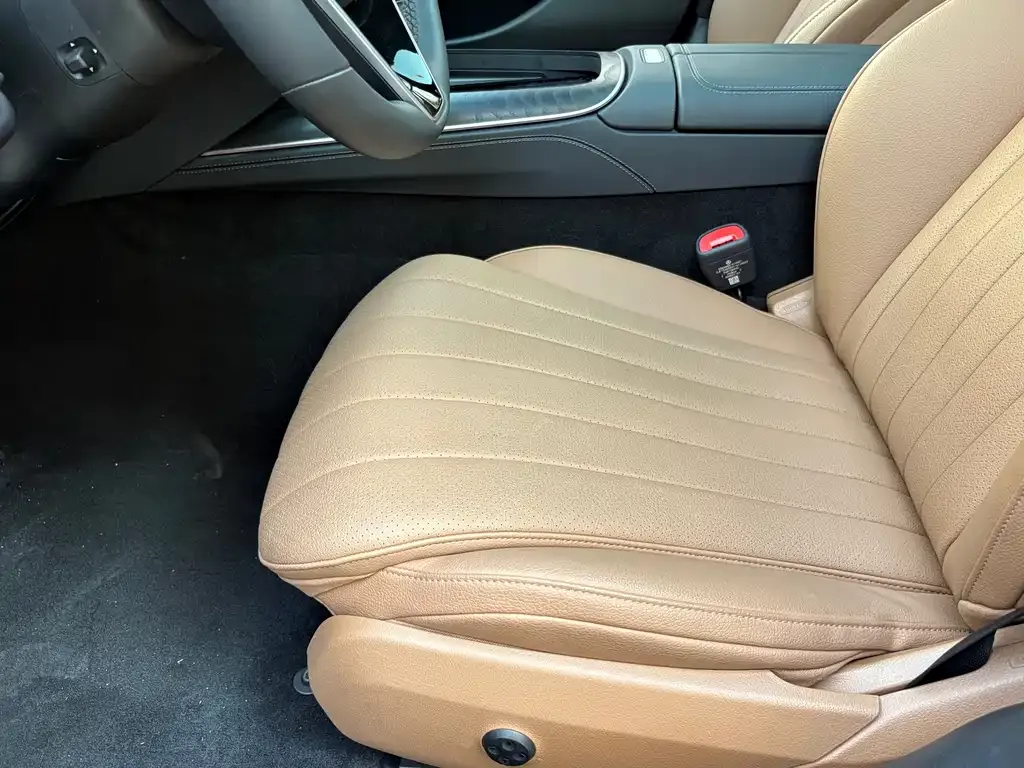 Mercedes-Benz E-Class 2024 из CN, фото 3