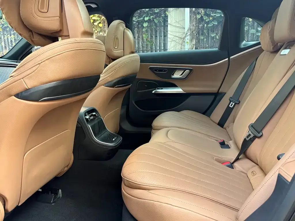 Mercedes-Benz E-Class 2024 из CN, фото 7