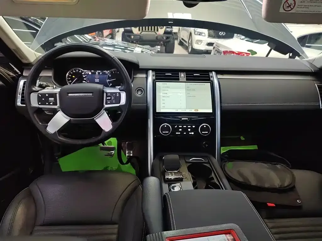 Land Rover Discovery 2023 из CN, фото 8