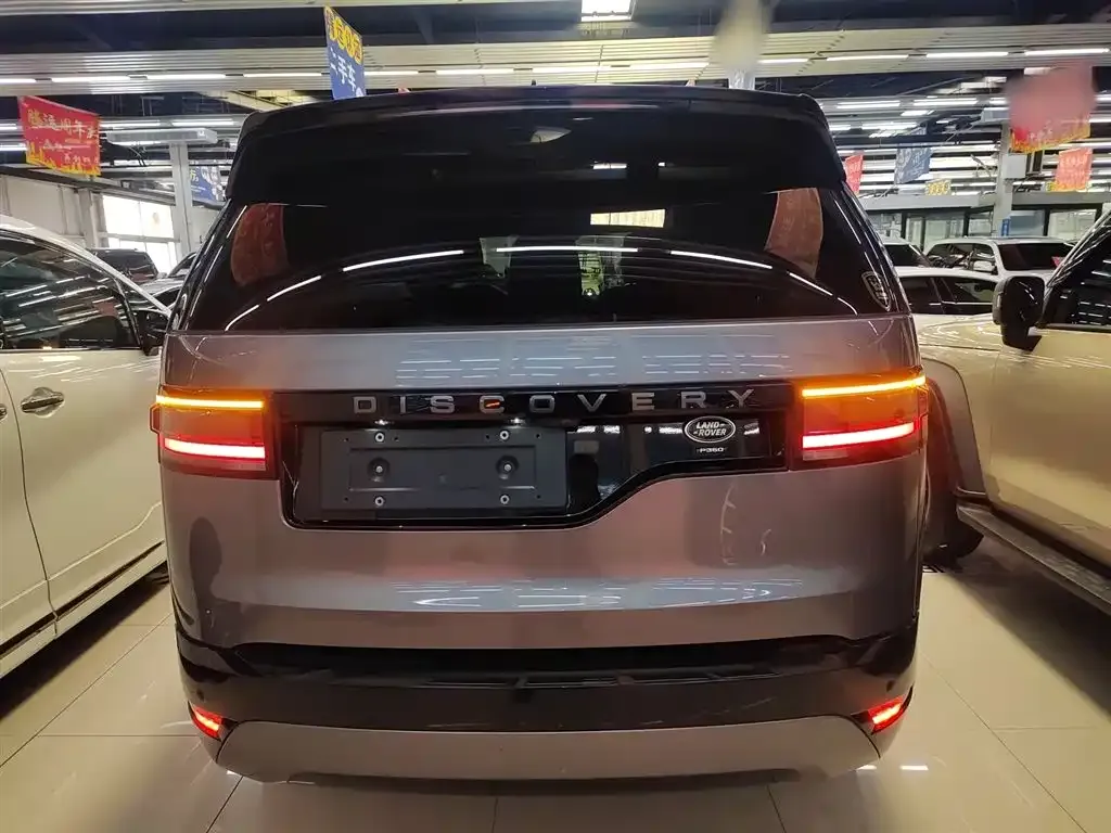 Land Rover Discovery 2023 из CN, фото 3