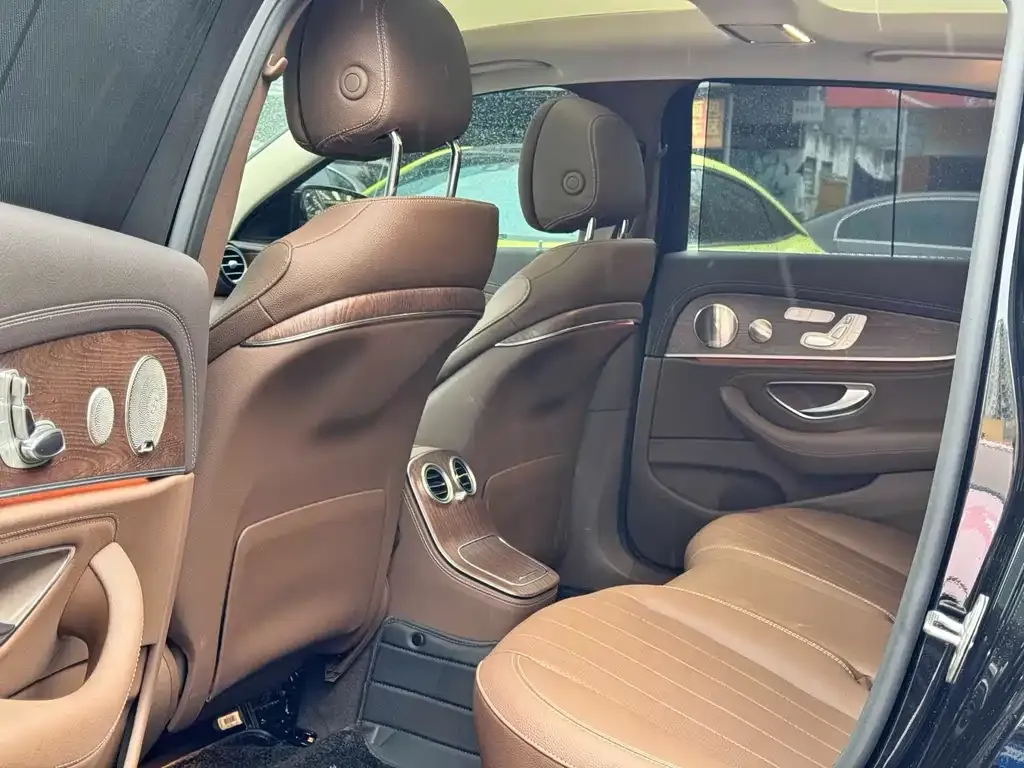 Mercedes-Benz E-Class 2021 из CN, фото 10