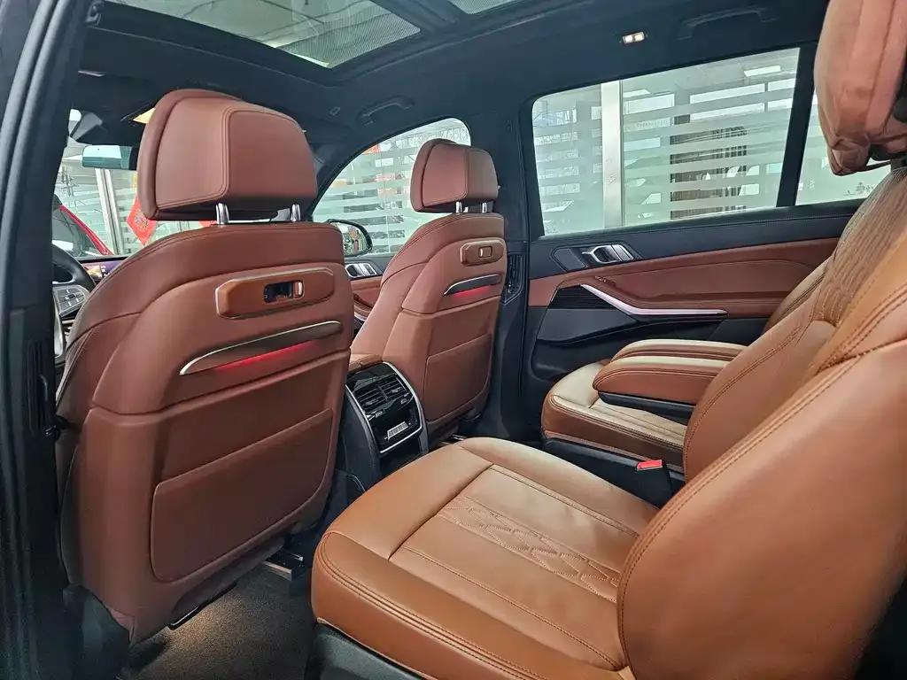 BMW X7 2024 из CN, фото 3