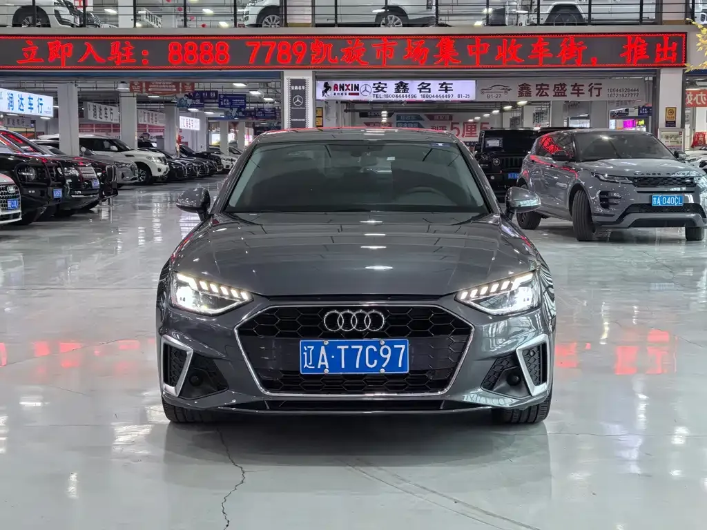 Audi A4L 2021 из CN, фото 5