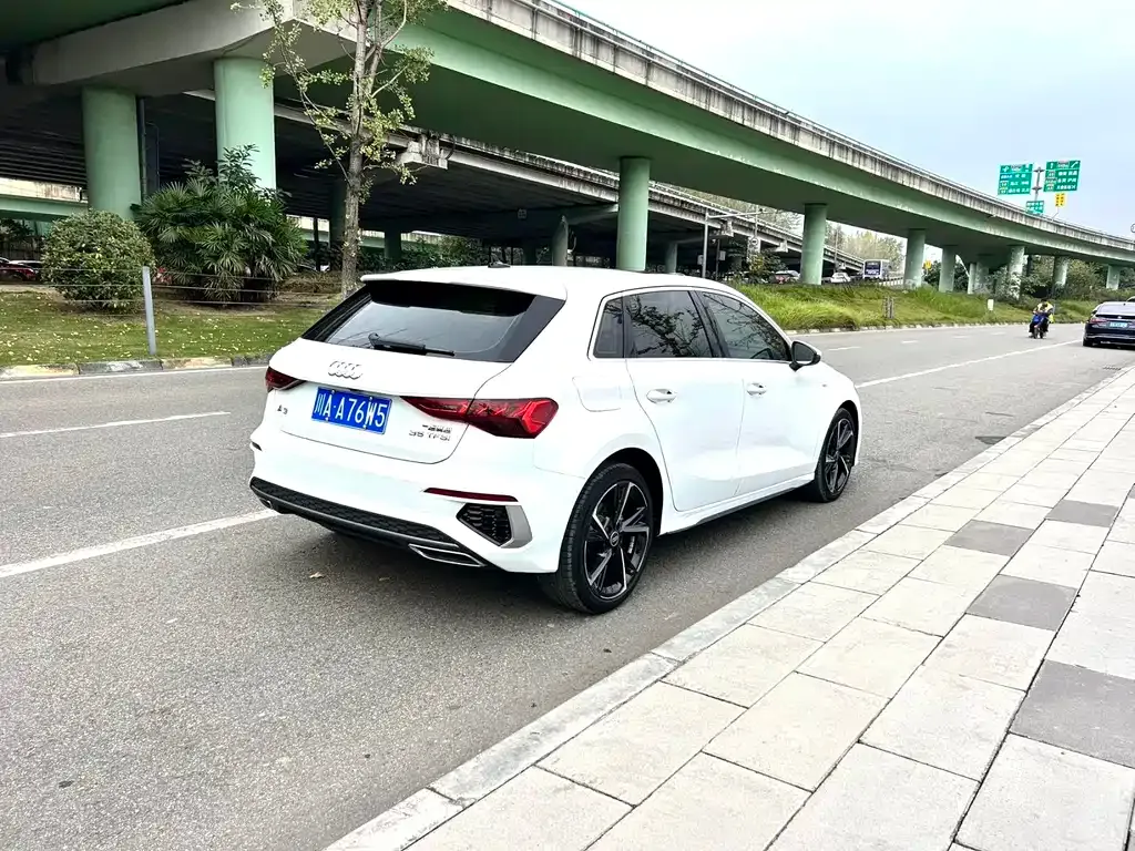 Audi A3 2022 из CN, фото 6