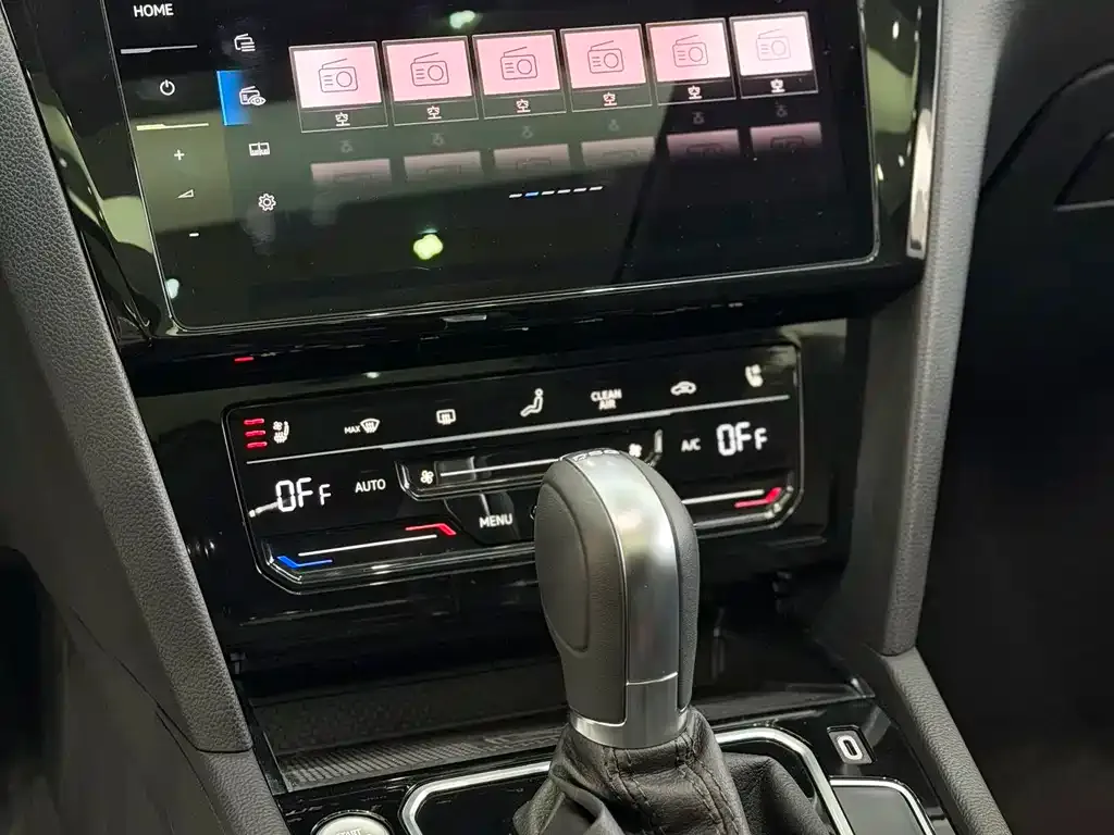 Volkswagen CC 2024 из CN, фото 7