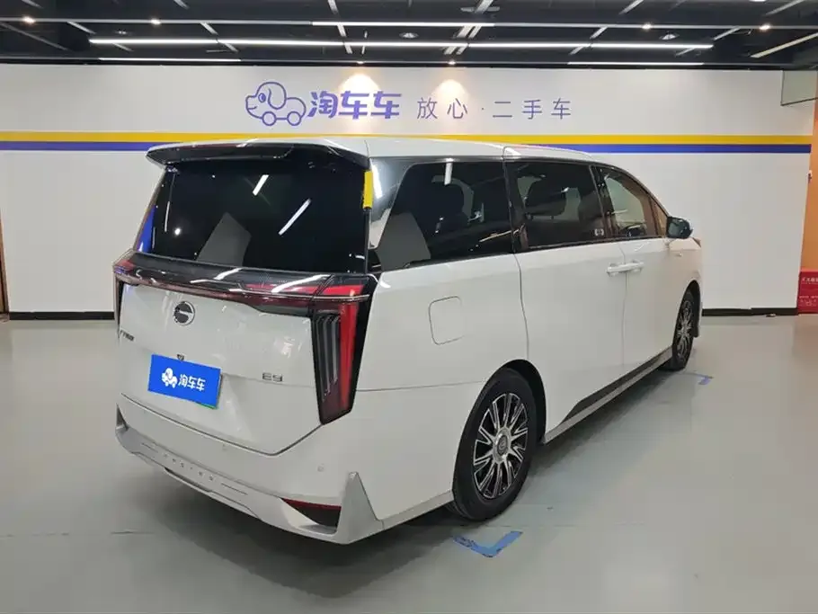 GAC Motor Trumpchi E9 — фото 6