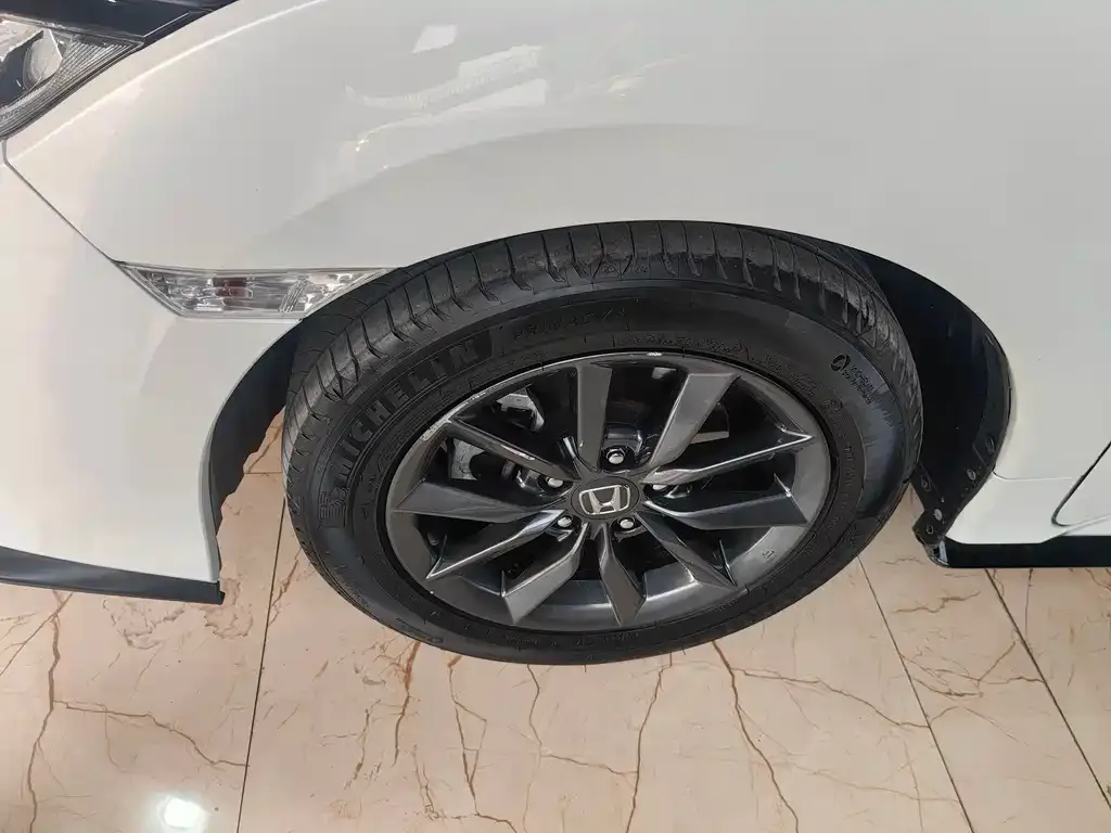Honda Civic — фото 9