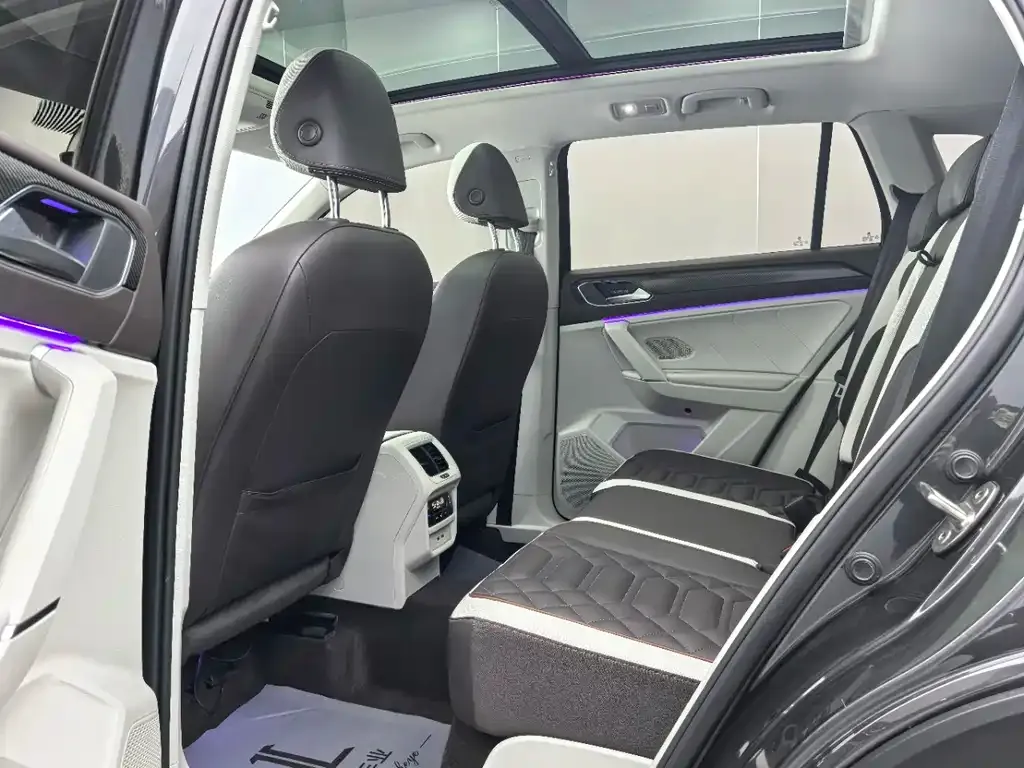 Volkswagen Tayron 2023 из CN, фото 9