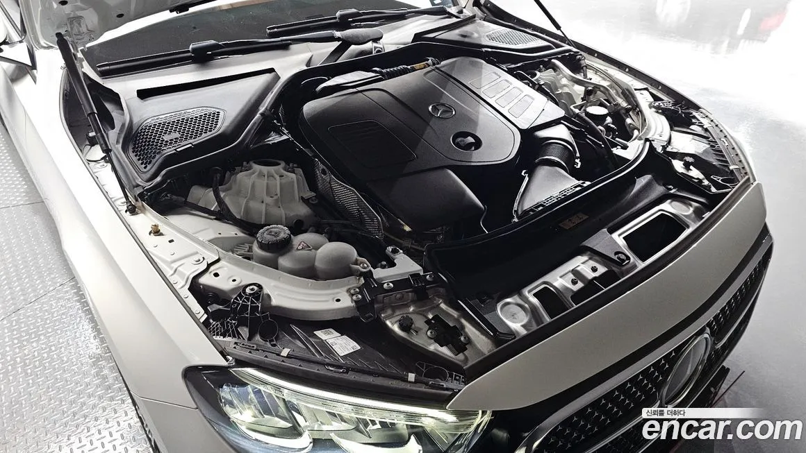 Mercedes-Benz E-Class 2024 из KR, фото 10