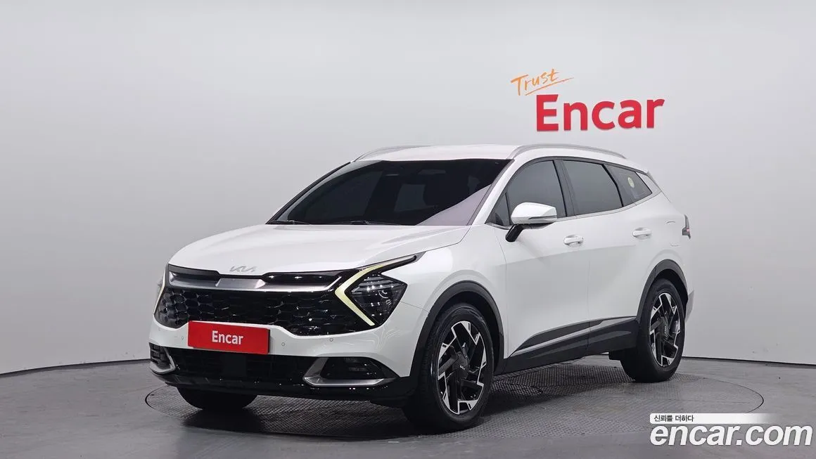 Kia Sportage — фото 1