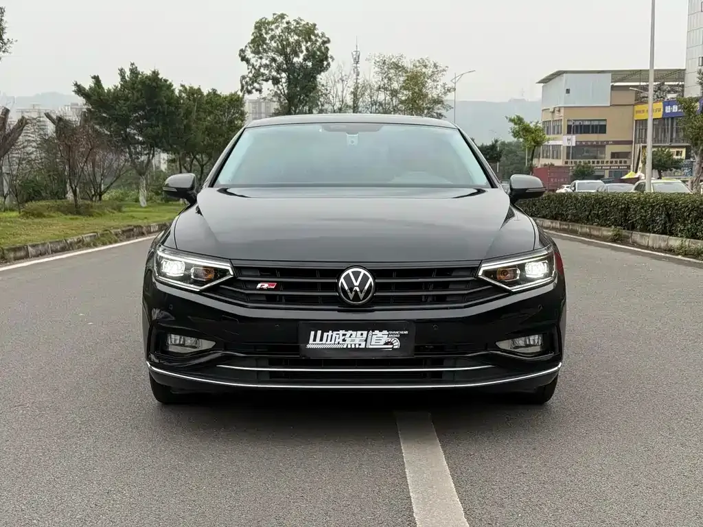 Volkswagen Magotan 2022 из CN, фото 3