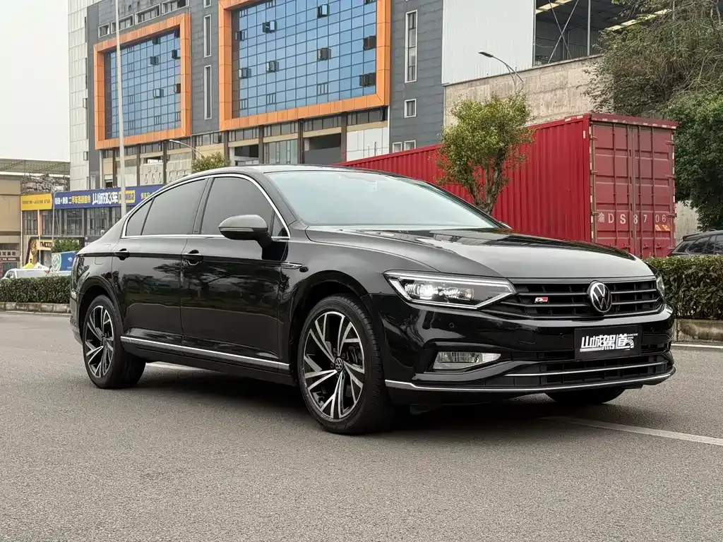 Volkswagen Magotan 2022 из CN, фото 9