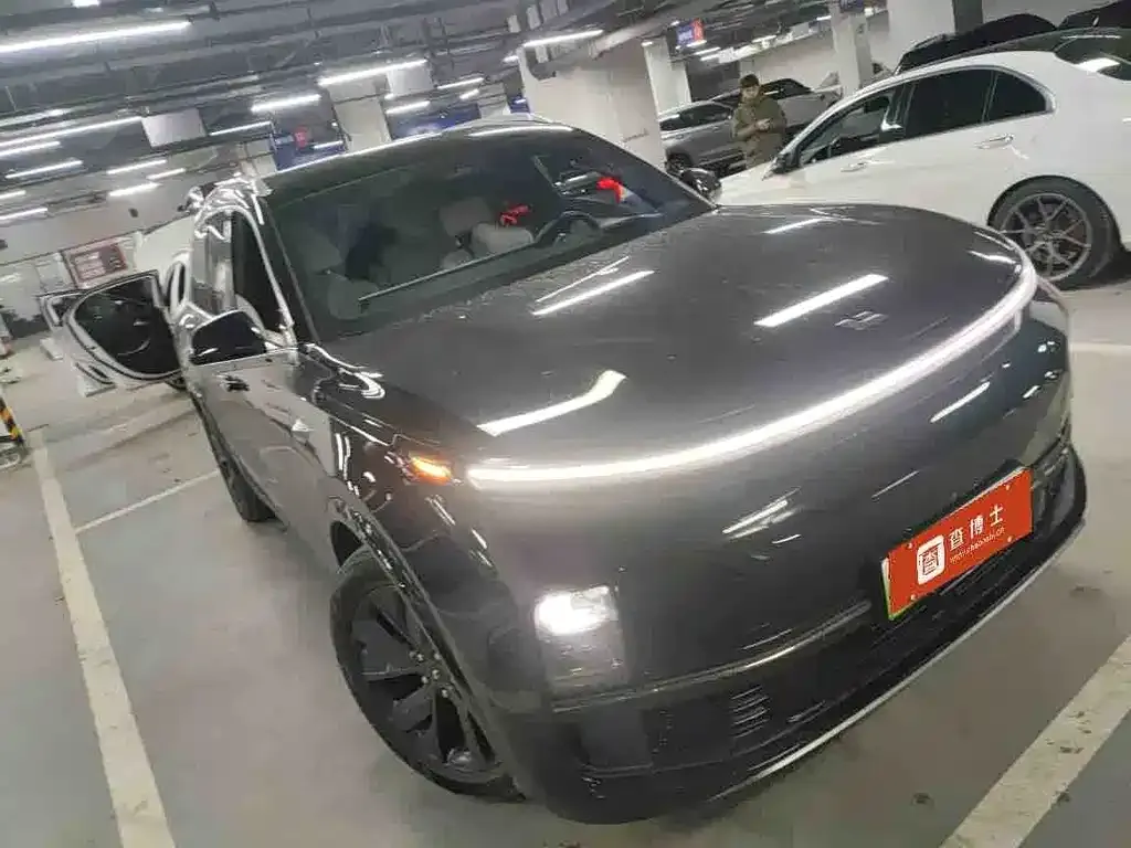 Li Auto L8 2023 из CN, фото 6